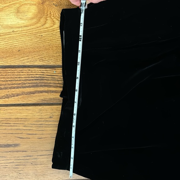 Velvet Skirt Size 8 - Picture 4 of 4